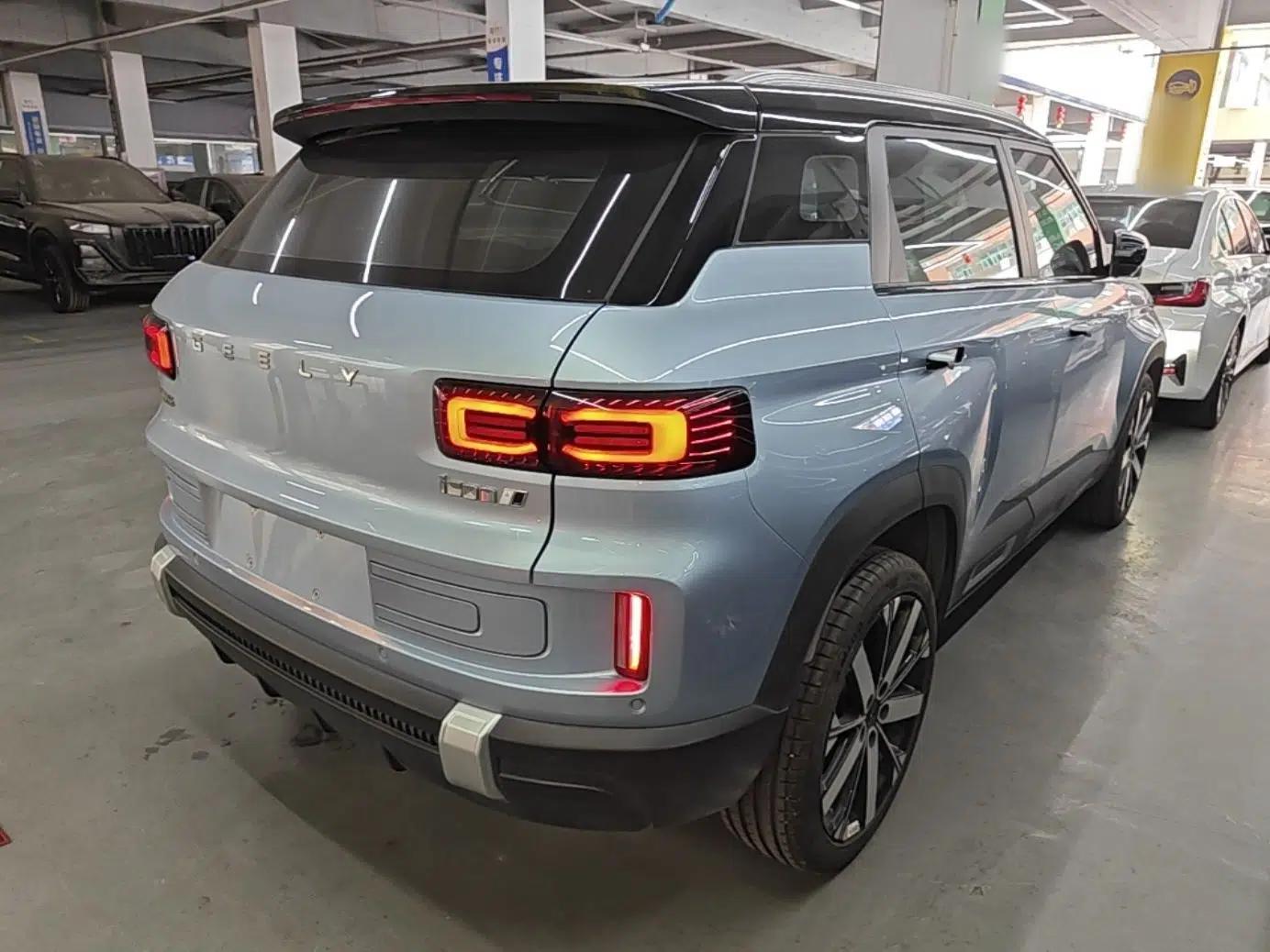 Geely Auto icon 2023 1.5TD Chocolate Smoothie Edition — миниатюра 4