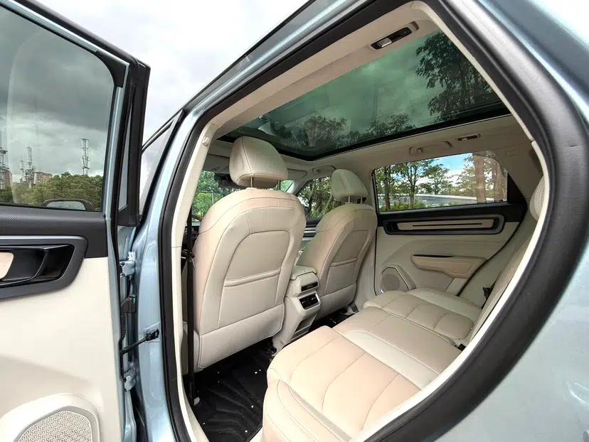 Geely Auto icon 2023 1.5TD Chocolate Smoothie Edition — миниатюра 31