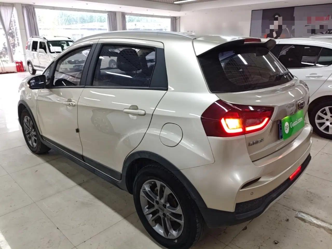 Geely Auto Vision X3 2020 1.5L CVT Luxury Model — миниатюра 4