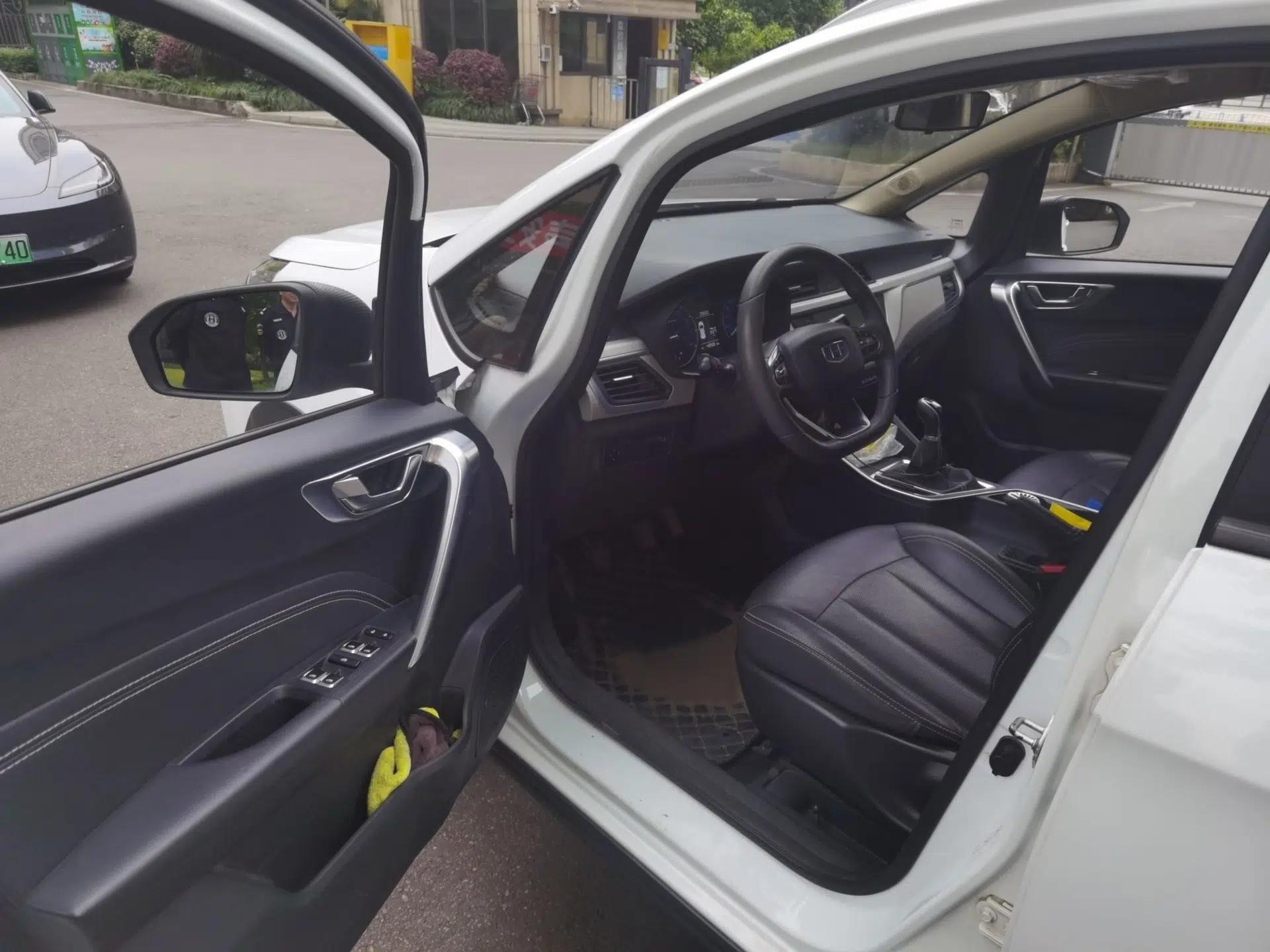 Geely Auto Vision X3 2020 1.5L Manual Elite Edition — миниатюра 19