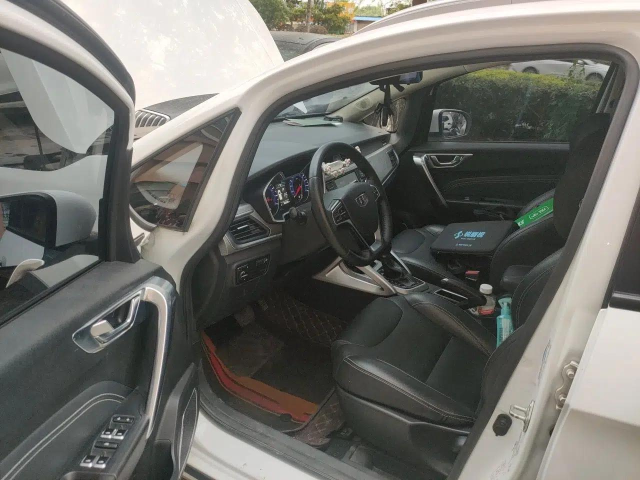 Geely Auto Vision X3 2017 1.5L Automatic Elite Model — миниатюра 17