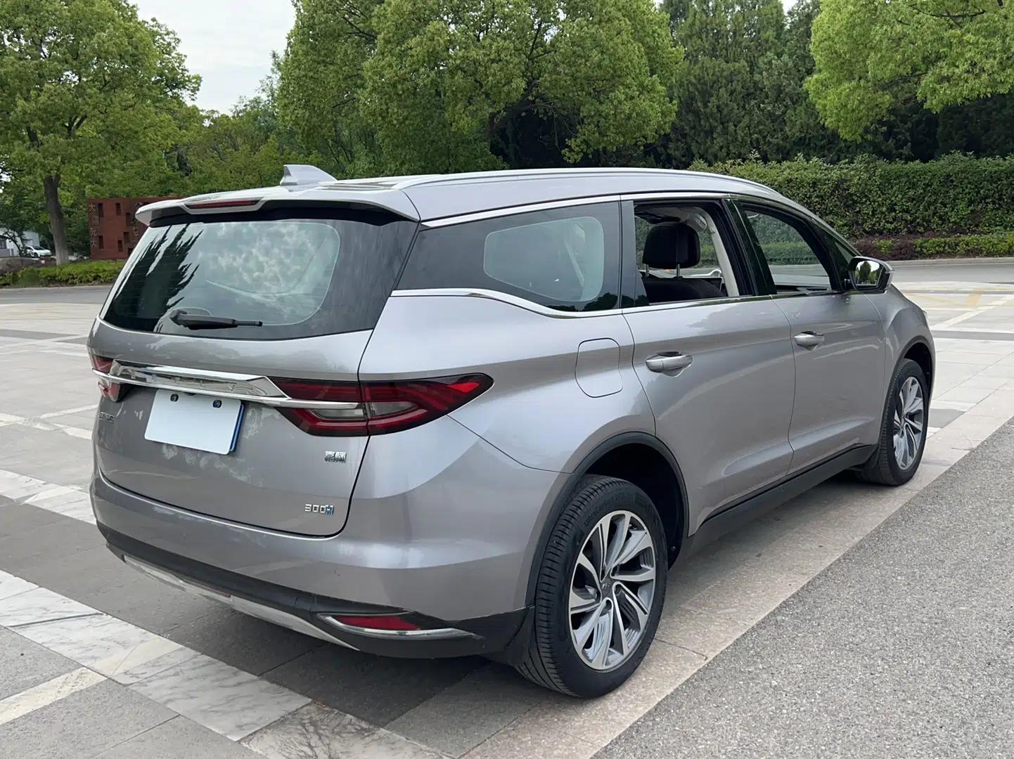 Geely Auto Jiajie 2019 1.5TD MHEV DCT Deluxe Edition — миниатюра 8