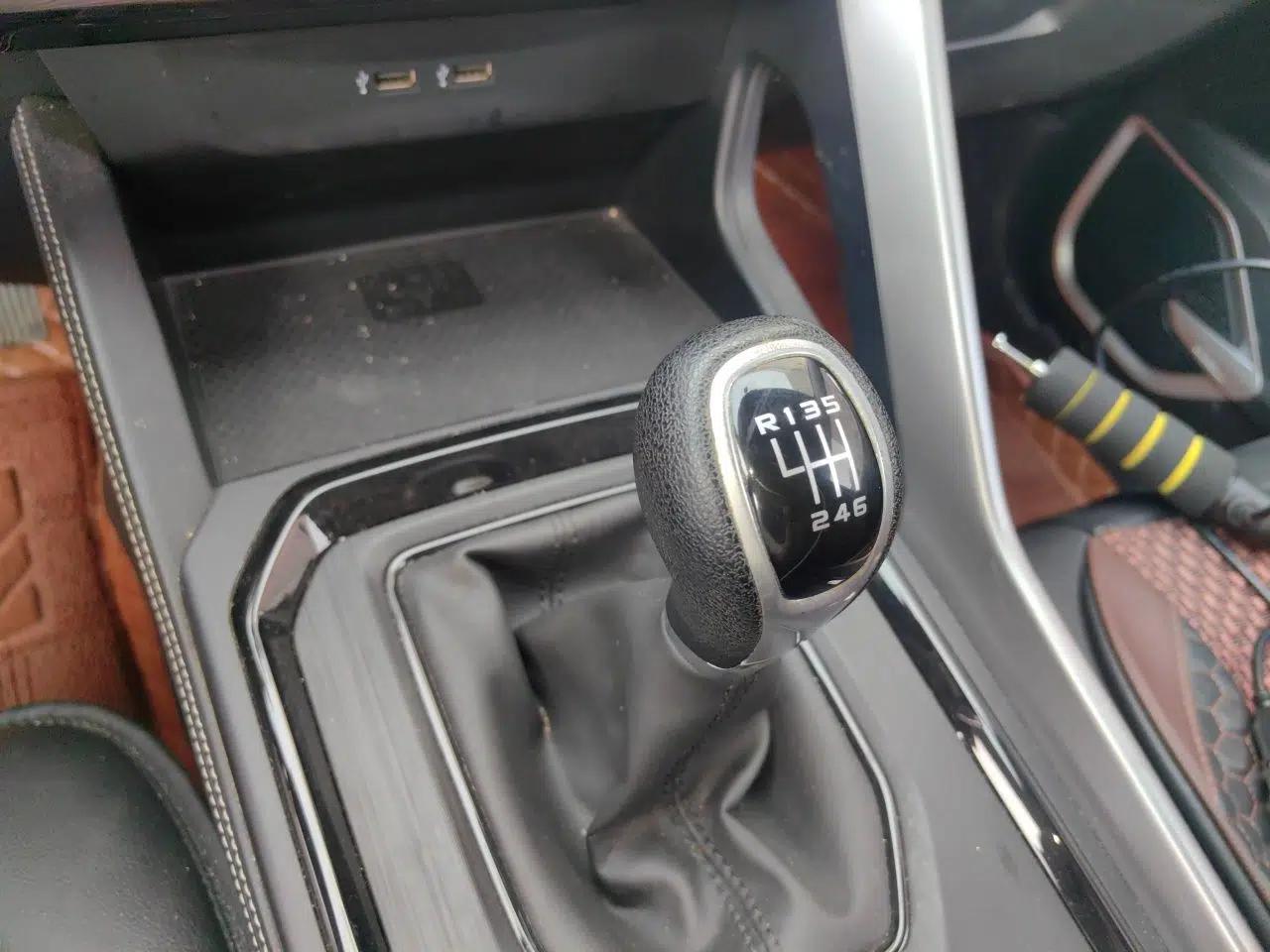 Geely Auto Vision X6 2021 PRO 1.4T Manual Luxury Model — миниатюра 15