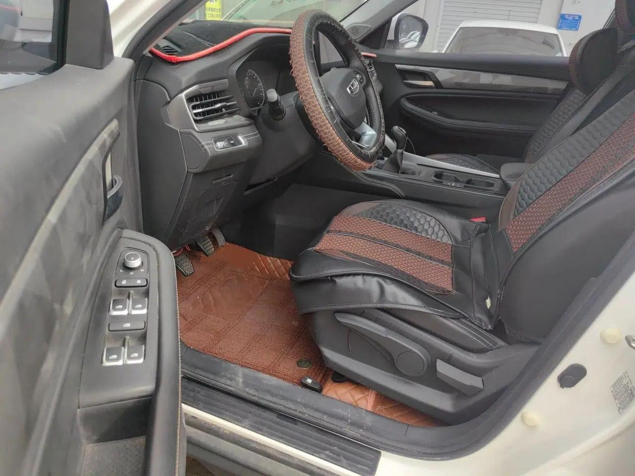 Geely Auto Vision X6 2021 PRO 1.4T Manual Luxury Model — миниатюра 17