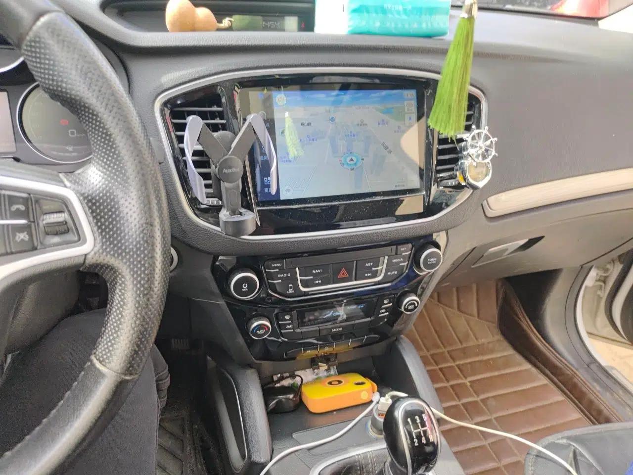 Geely Auto Vision X6 2016 1.8L Manual Luxury Model — миниатюра 14