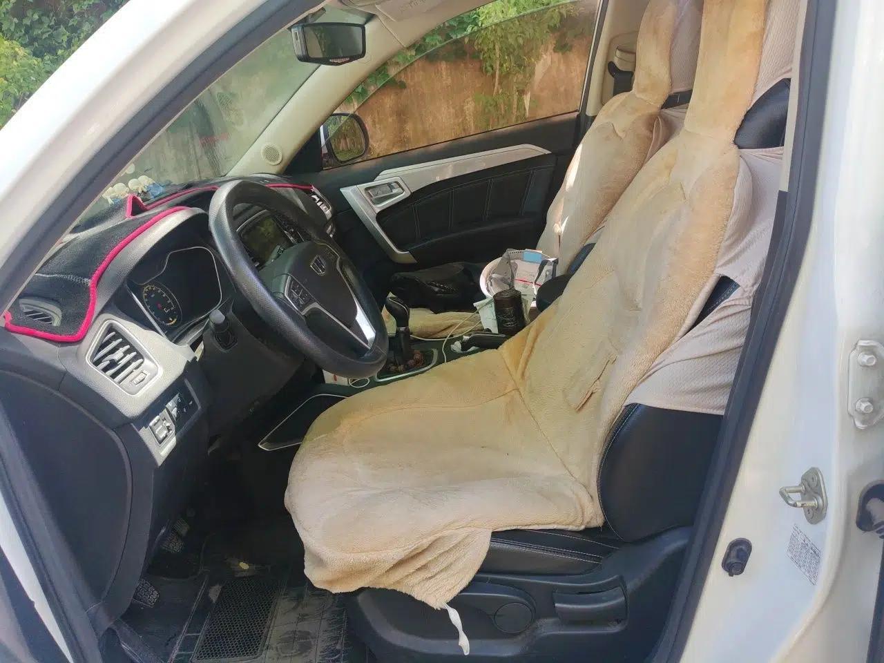 Geely Auto Vision X6 2016 1.8L Manual Luxury Model — миниатюра 16