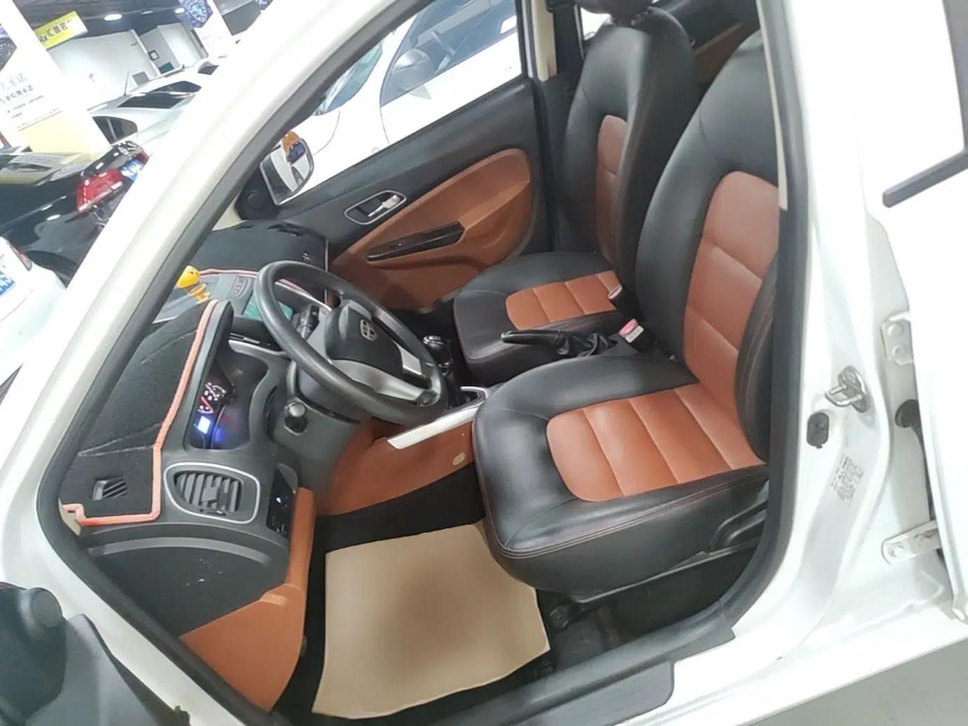 Geely Auto Diamond 2016 1.5L Manual Entry-Level Trim — миниатюра 18