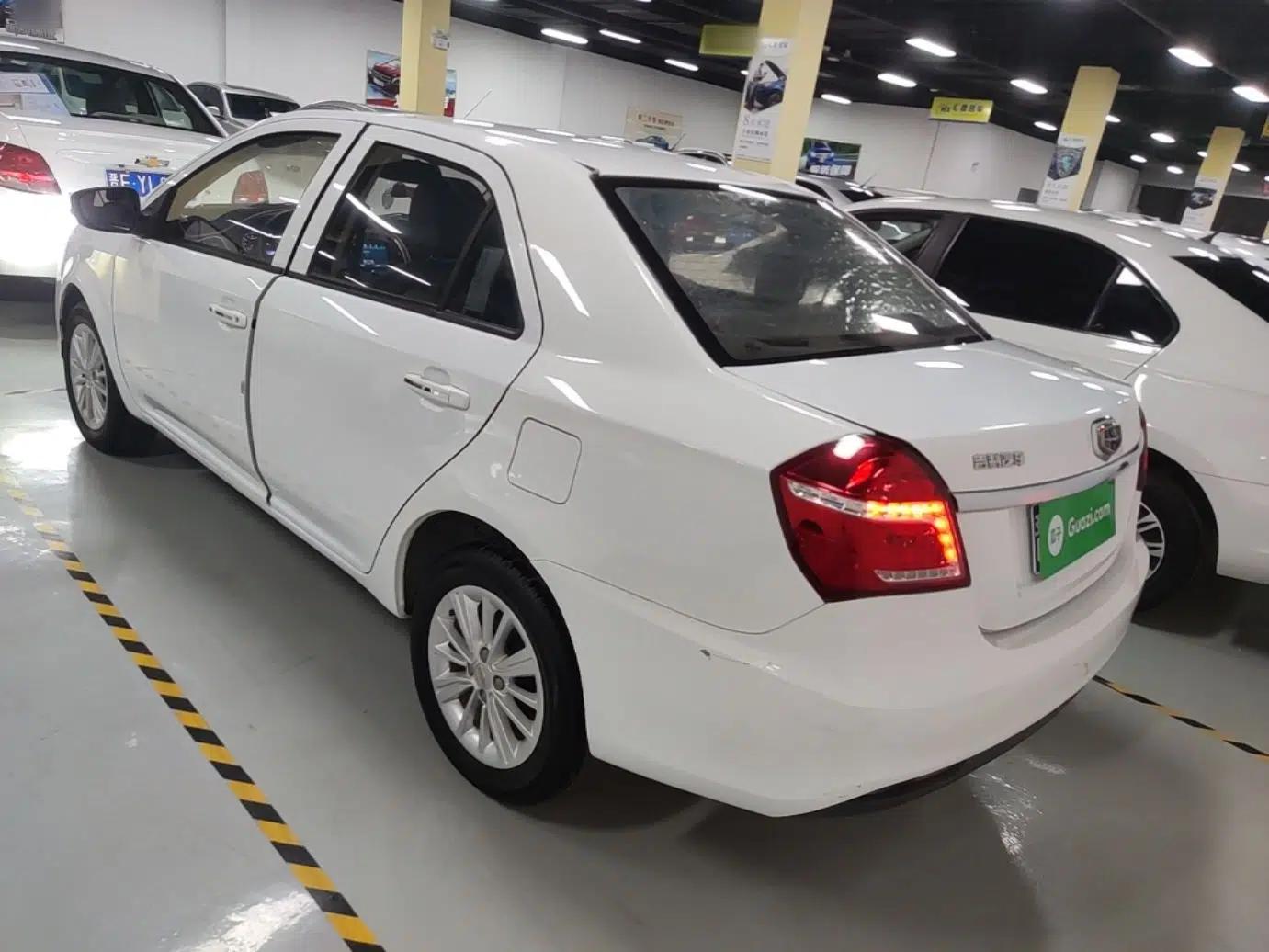 Geely Auto Diamond 2016 1.5L Manual Entry-Level Trim — миниатюра 4