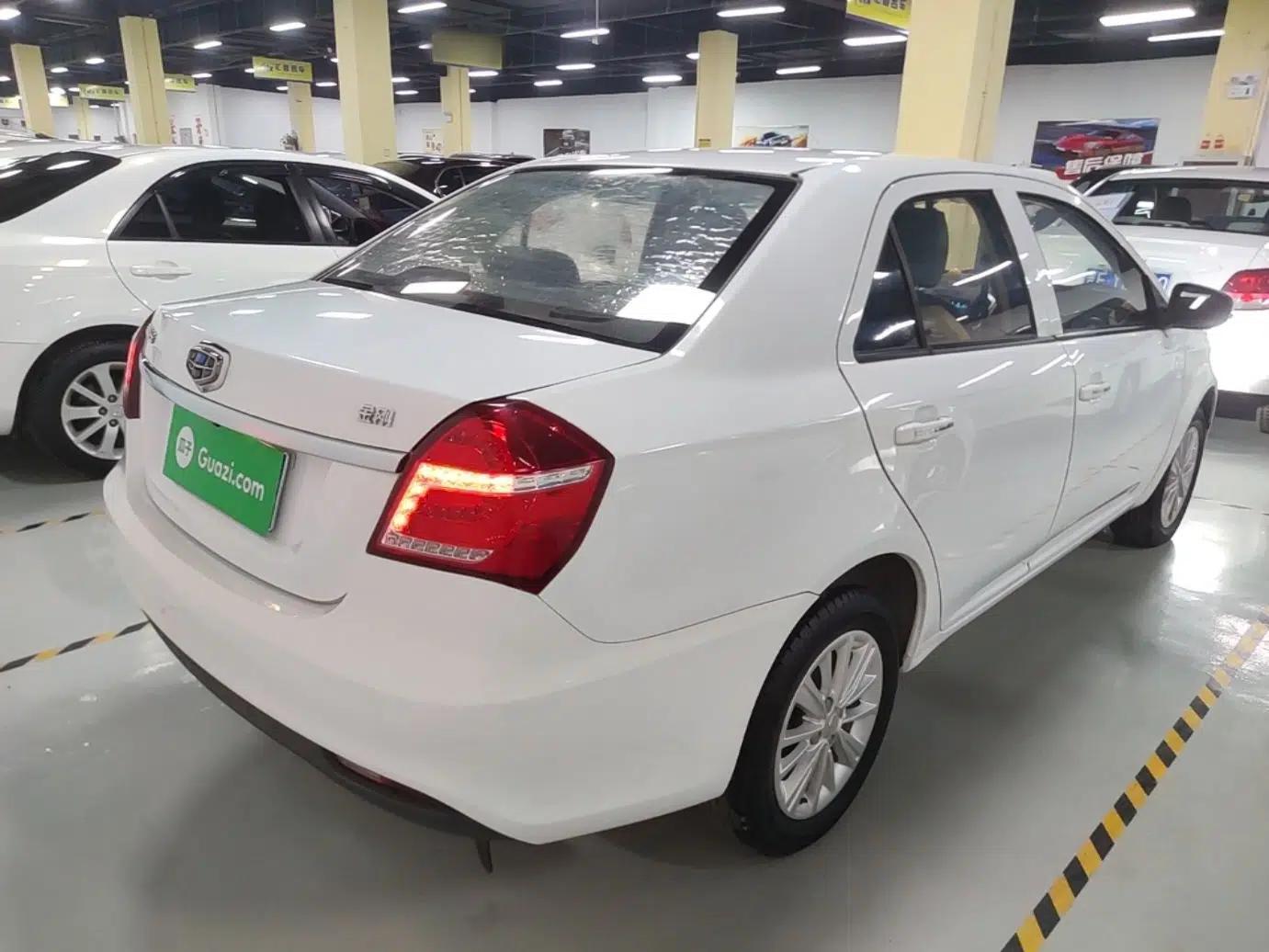 Geely Auto Diamond 2016 1.5L Manual Entry-Level Trim — миниатюра 6