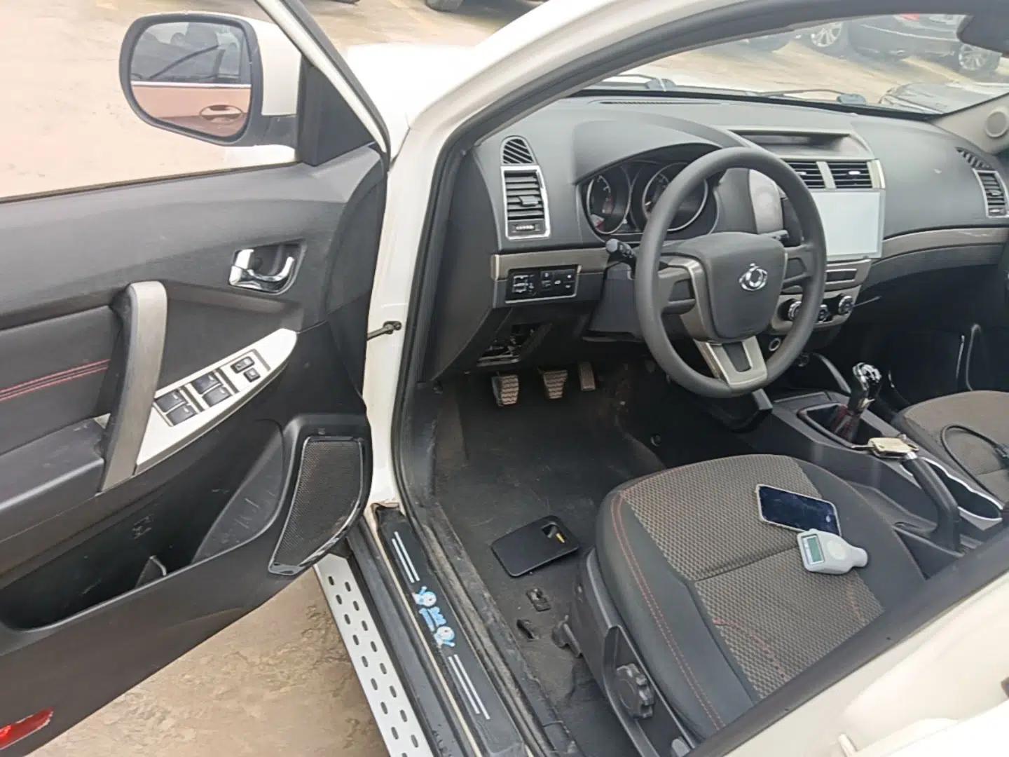 Geely Auto GX7 2014 1.8L Manual Value-Added Sunroof Edition — миниатюра 19