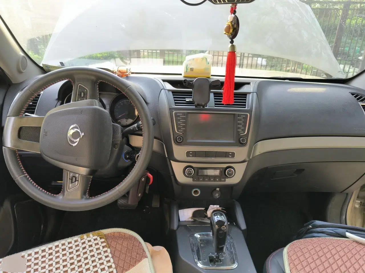 Geely Auto GX7 2014 2.0L Automatic Prestige Edition — миниатюра 10