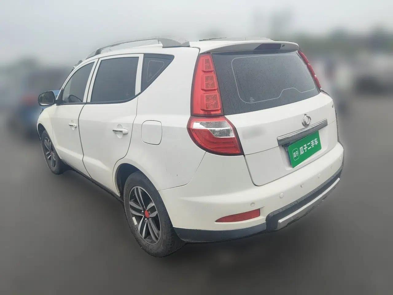 Geely Auto GX7 2015 Classic Edition 1.8L Manual New Urban Upgrade Version China V Standard — миниатюра 4
