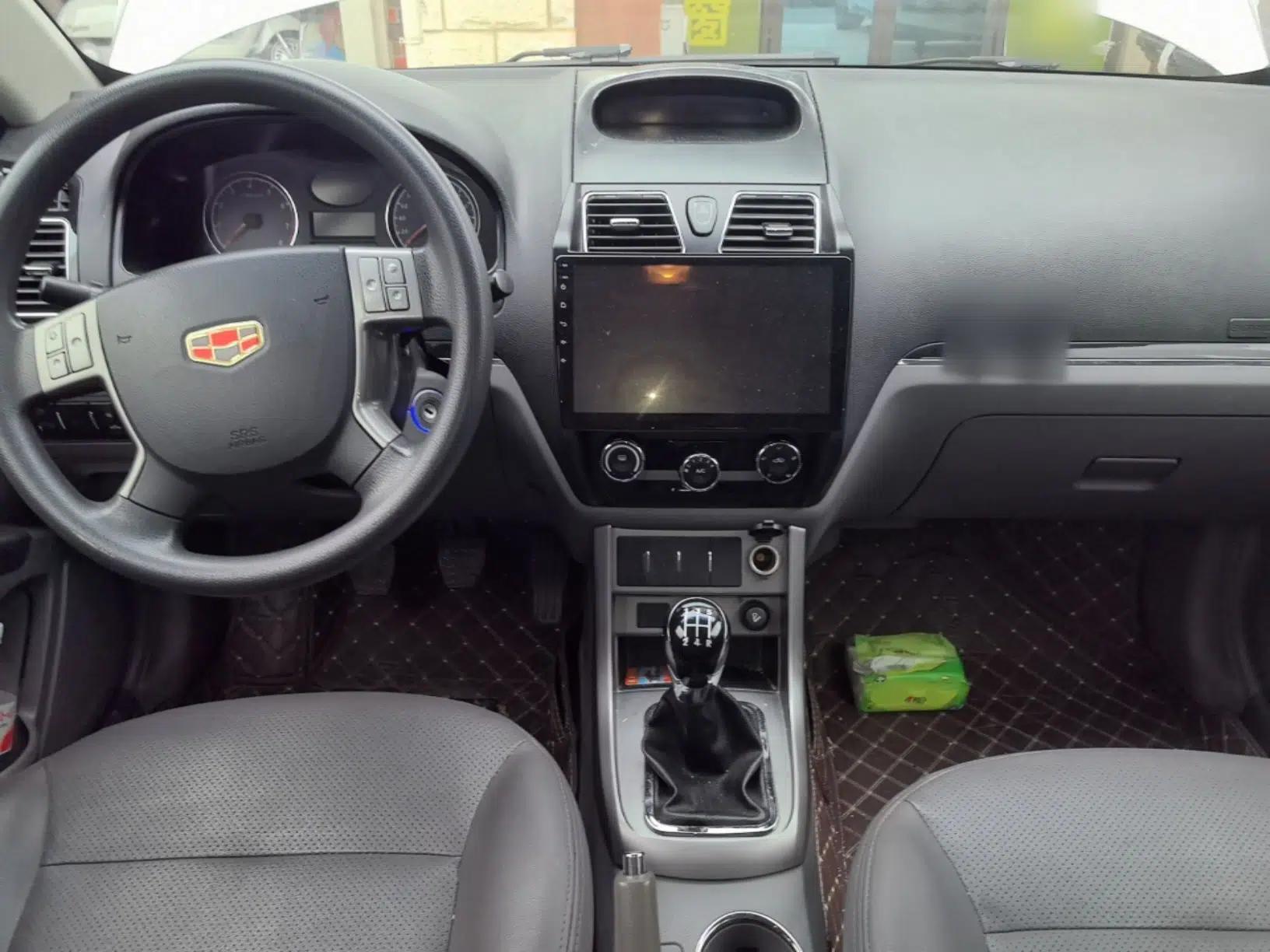 Geely Auto Classic Emgrand 2013 Sedan 1.5L Manual Entry-Level Model — миниатюра 13