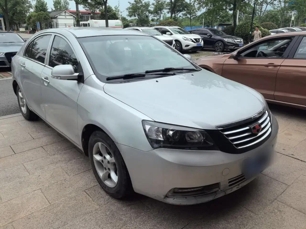 Geely Auto Classic Emgrand 2013 Sedan 1.5L Manual Entry-Level Model — миниатюра 3