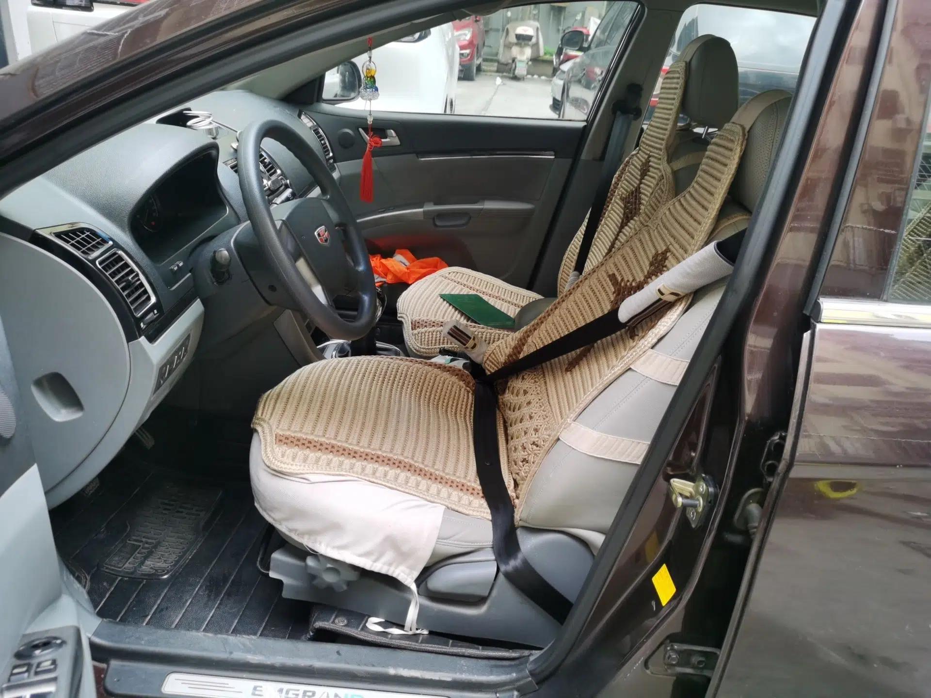 Geely Auto Classic Emgrand 2013 Sedan 1.5L Manual Entry-Level Model — миниатюра 16