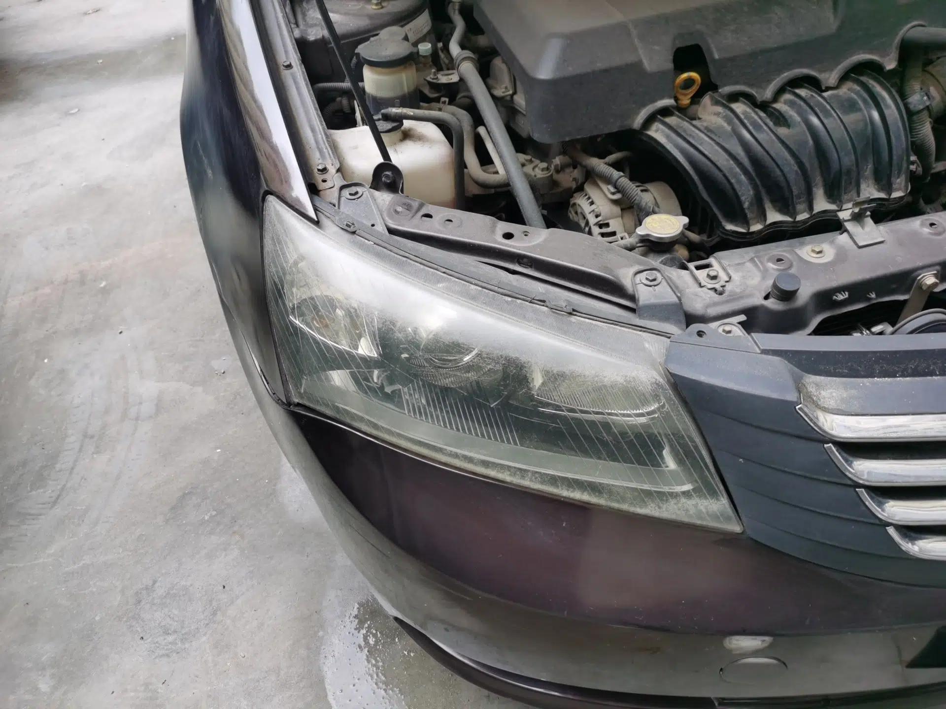 Geely Auto Classic Emgrand 2013 Sedan 1.5L Manual Entry-Level Model — миниатюра 7