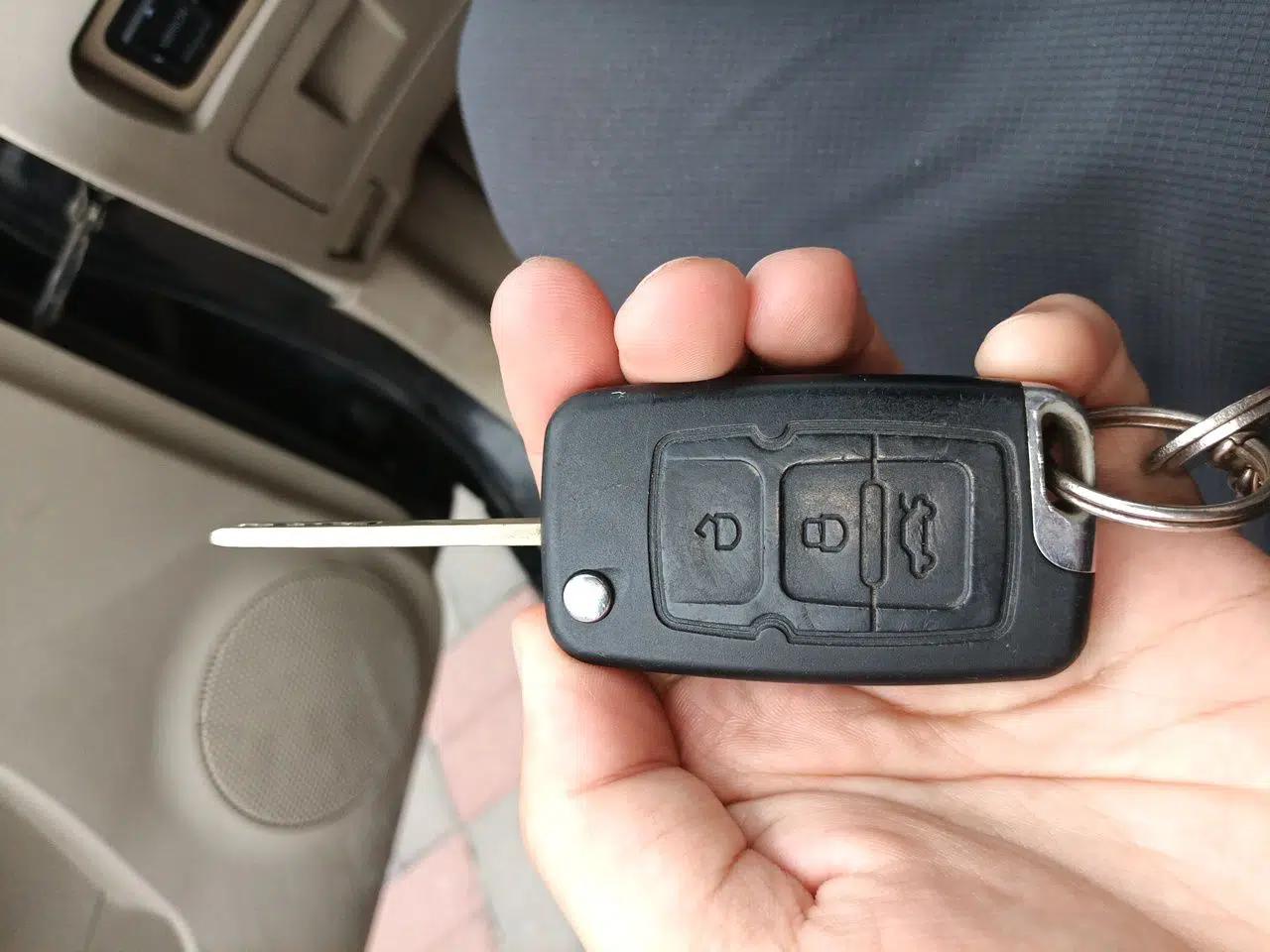 Geely Auto GC7 2013 1.5L Manual Luxury Model — миниатюра 9
