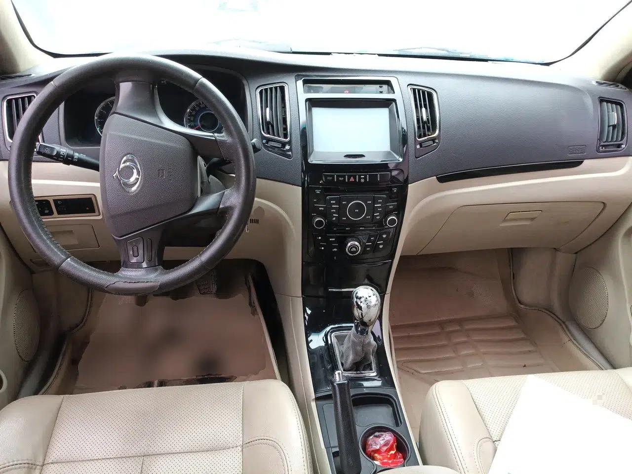 Geely Auto GC7 2013 1.5L Manual Luxury Model — миниатюра 10