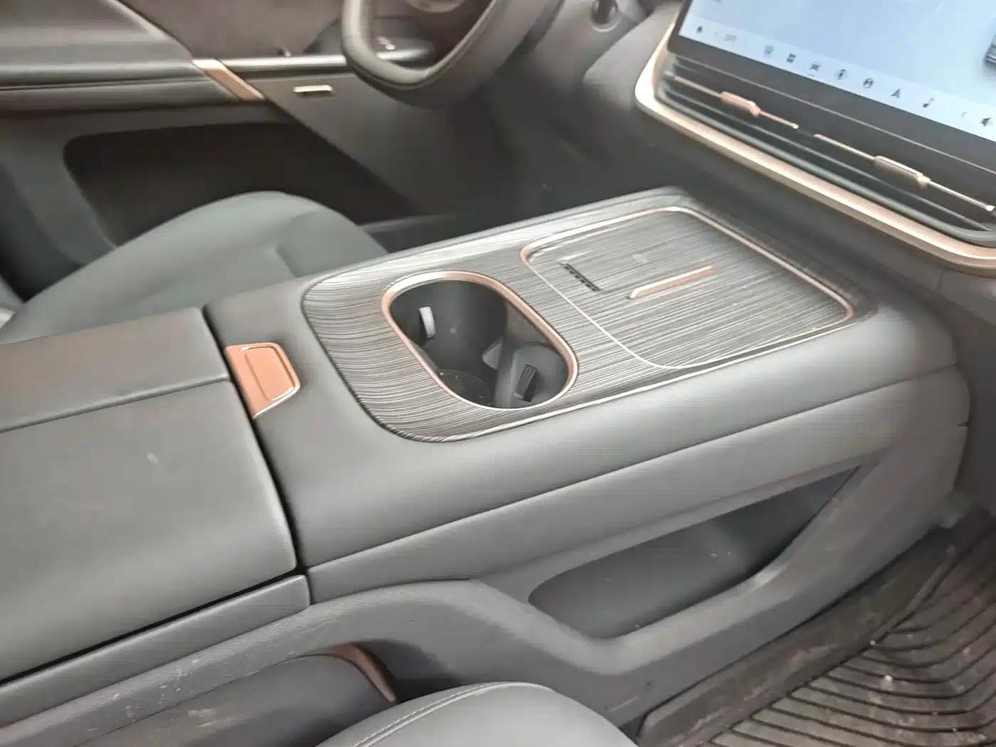 eπ008 2024 Model 210Max Extended Range Version 6-Seater — миниатюра 16