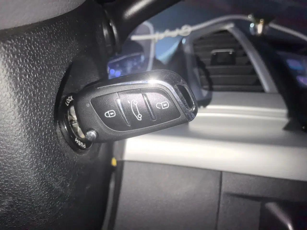 JAC Group Refine S3 2014 1.5L Manual Luxury Smart Model — миниатюра 9