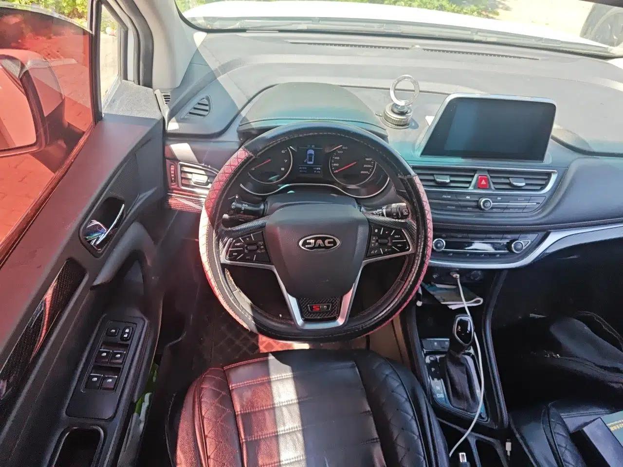 JAC Group Refine S3 2018 1.6L CVT European Version — миниатюра 11