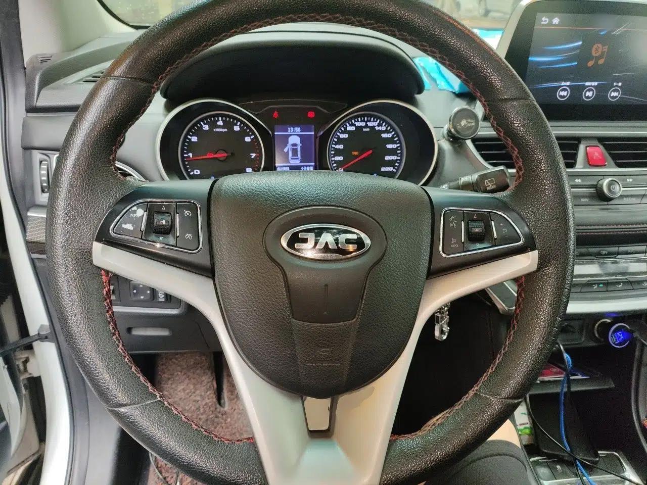 JAC Group Refine S3 2017 1.5L Manual Luxury Model — миниатюра 11