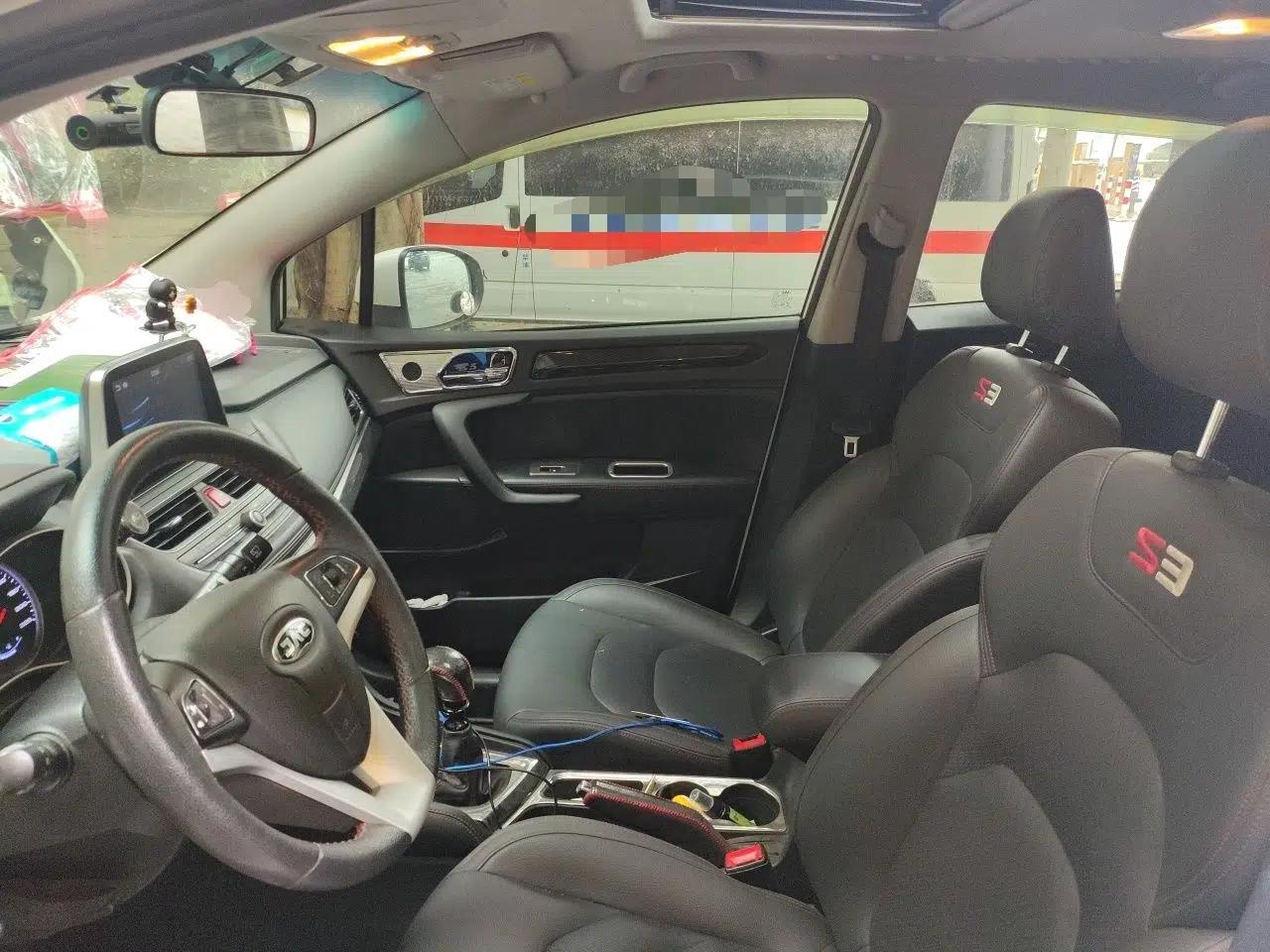 JAC Group Refine S3 2017 1.5L Manual Luxury Model — миниатюра 16