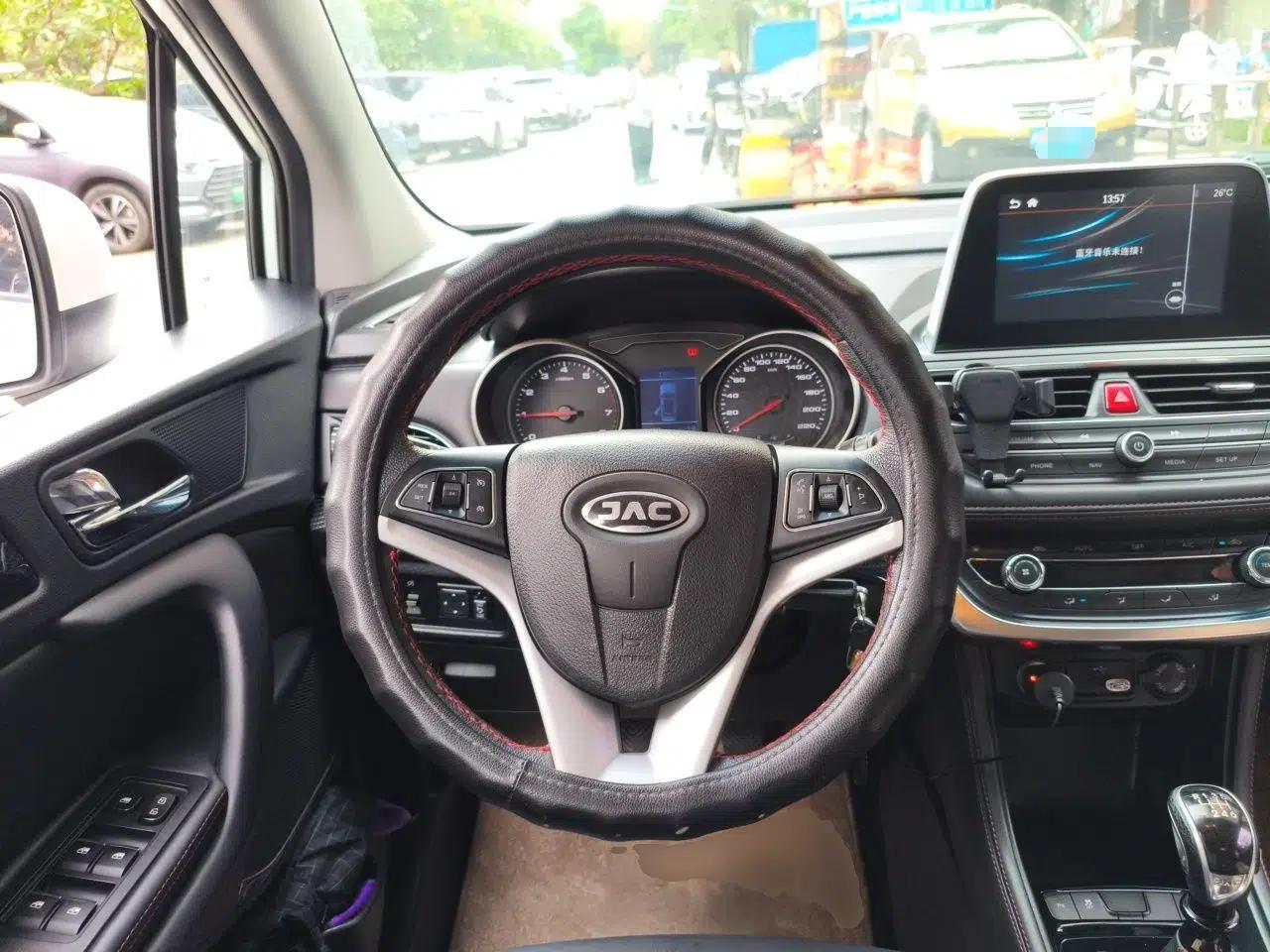 JAC Group Refine S3 2017 1.5L Manual Luxury Smart Model — миниатюра 11