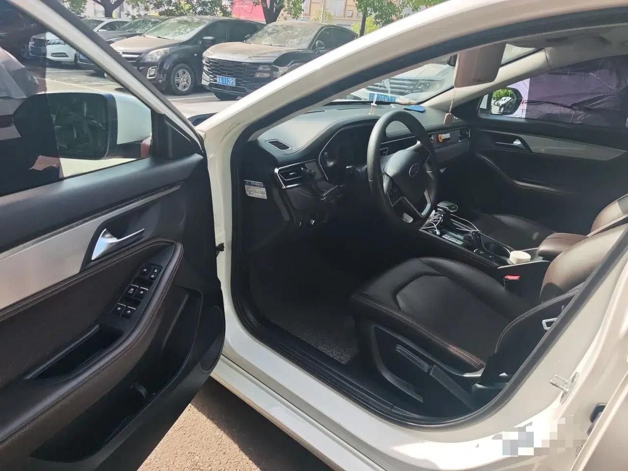 JAC Group J7 2020 1.5T CVT Elite+ Trim — миниатюра 17