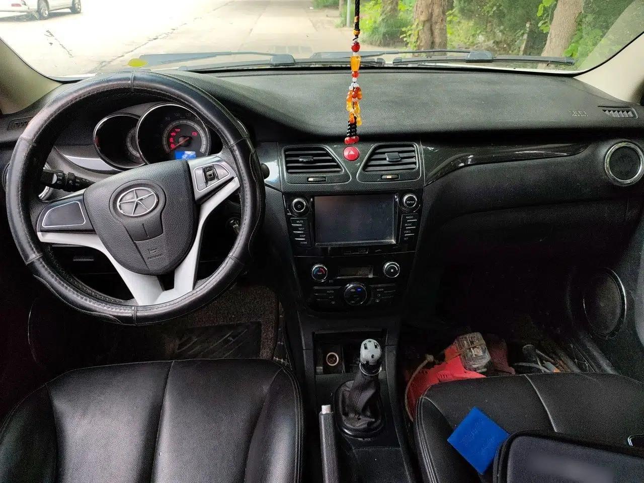 JAC Group Heyue 2012 1.5L Manual Luxury Sport Edition — миниатюра 10
