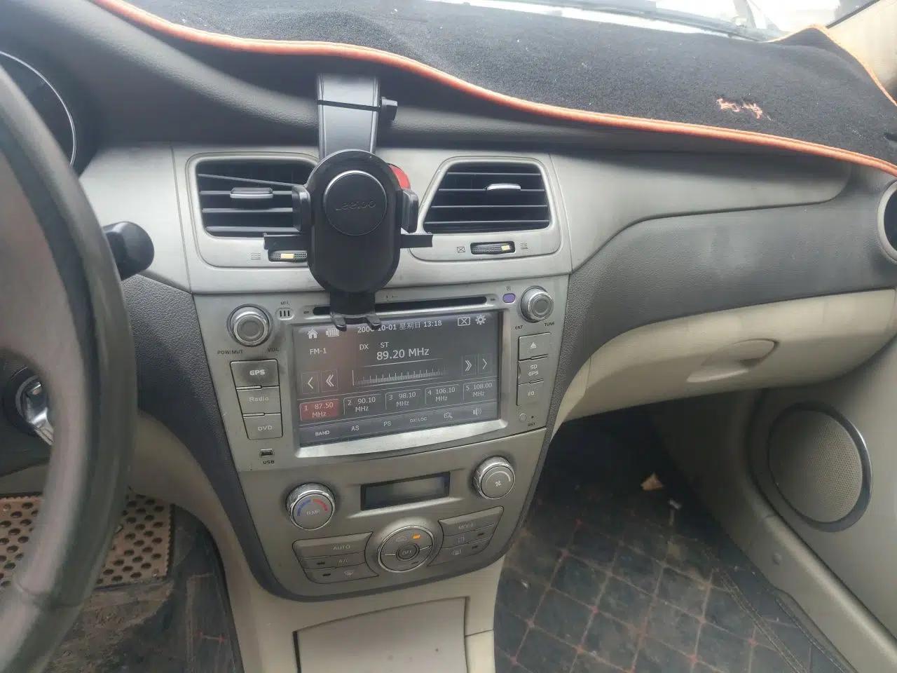 JAC Group Heyue 2012 1.5L Manual Luxury Version — миниатюра 14