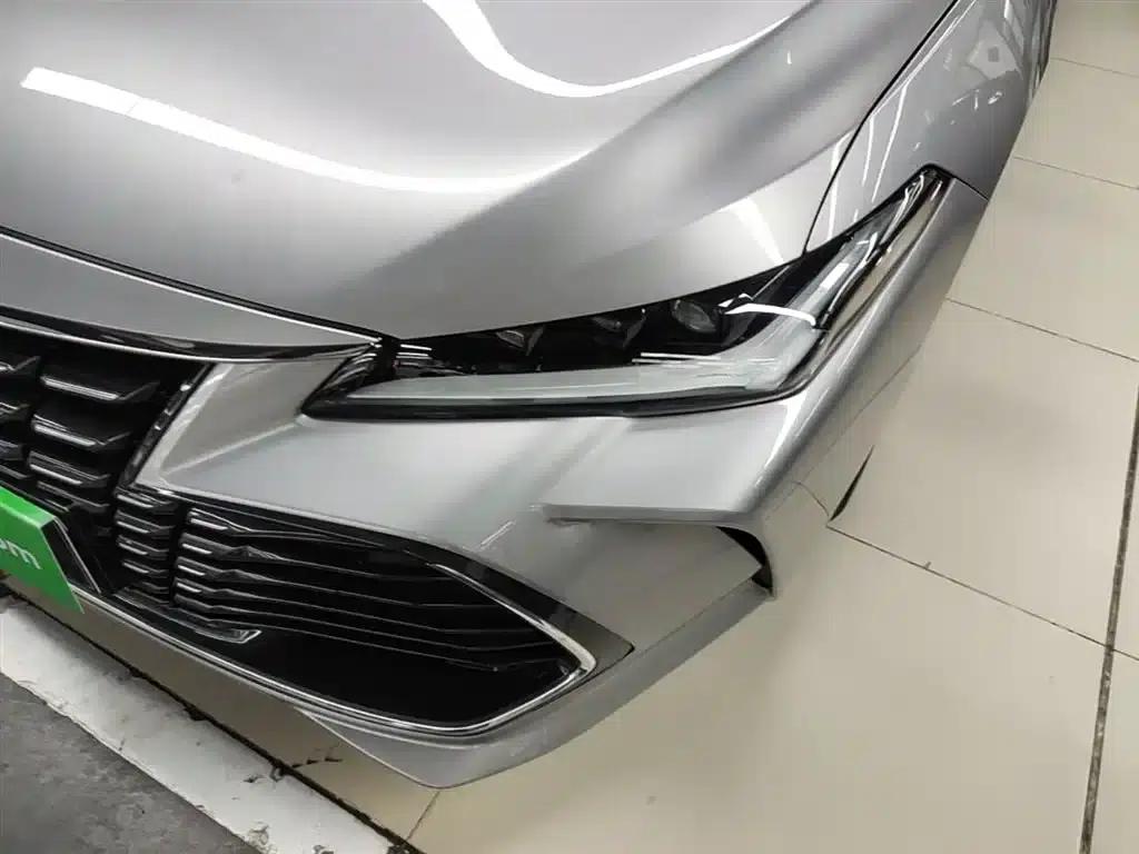 2022 Toyota Avalon Hybrid 2.5L Luxury Edition — миниатюра 24