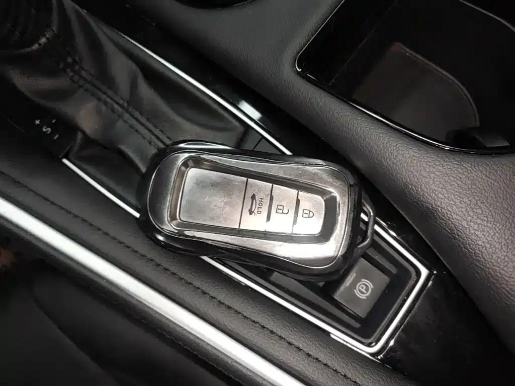 2022 Toyota Avalon Hybrid 2.5L Luxury Edition — миниатюра 9