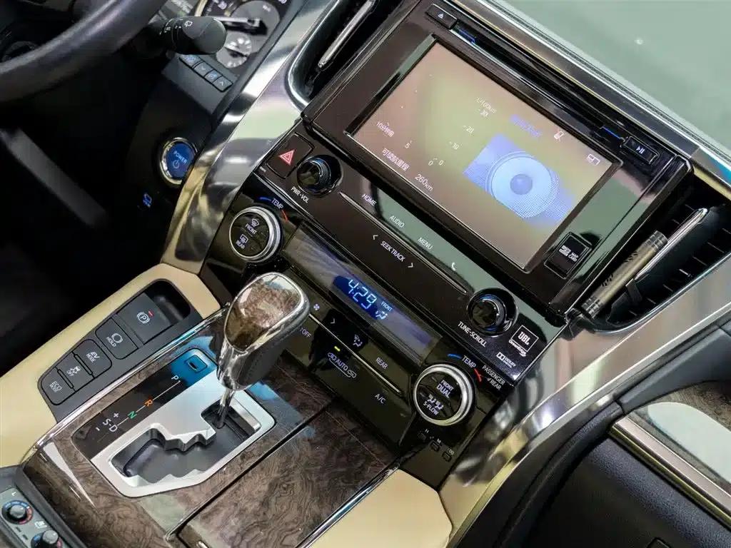 2019 Alphard Hybrid 2.5L HV Premium Edition — миниатюра 12