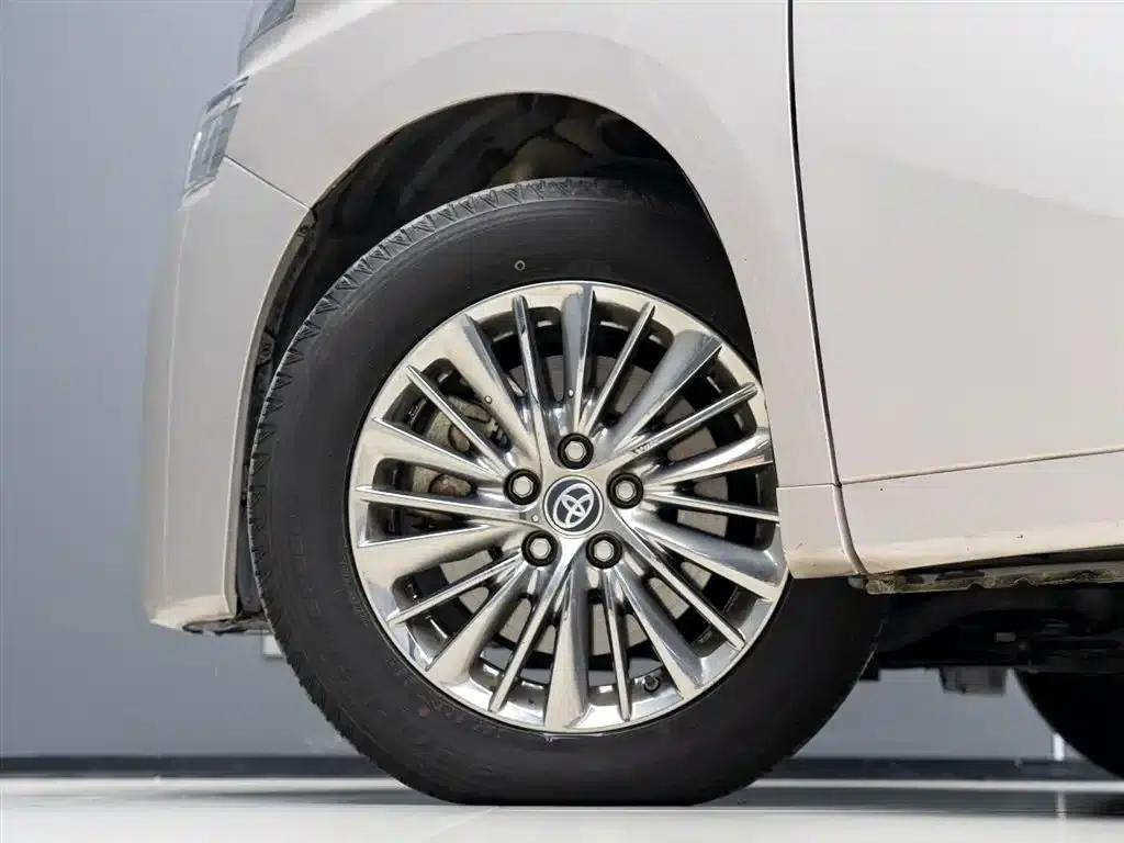 2019 Alphard Hybrid 2.5L HV Premium Edition — миниатюра 4