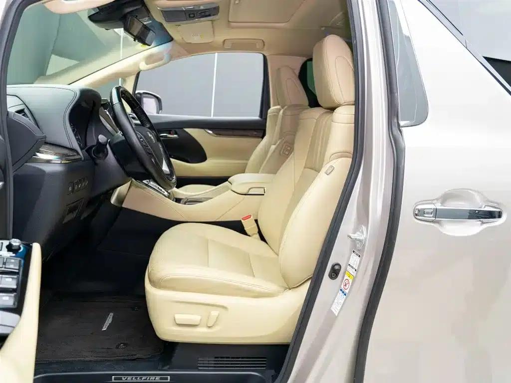 2019 Alphard Hybrid 2.5L HV Premium Edition — миниатюра 5