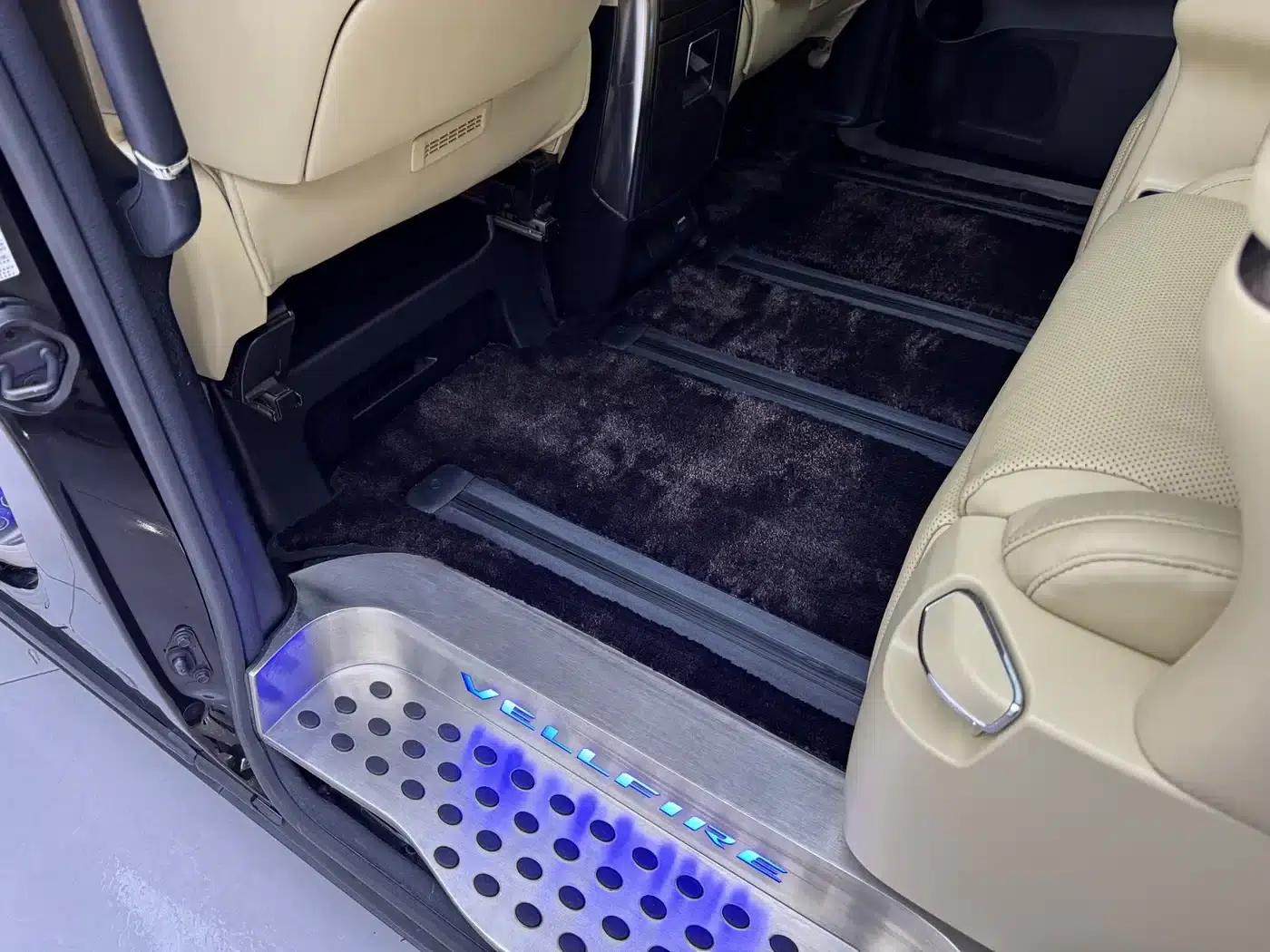 2021 Alphard Crown Hybrid 2.5L HV Premium Edition — миниатюра 6