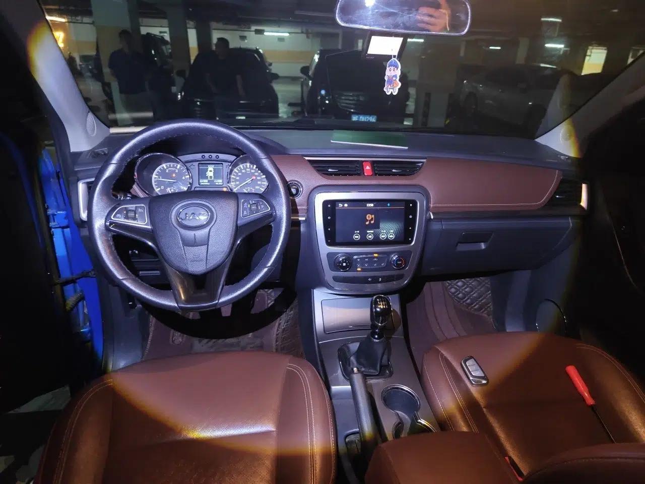 JAC Group T8 2018 2.0T Diesel Two-Wheel Drive Prestige Version Big Double HFC4DB2-1D1 — миниатюра 10