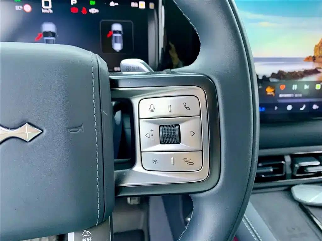 Leopard 5 2025 Model Cloud Carriage Laser Qiankun Intelligent Driving Edition — миниатюра 20