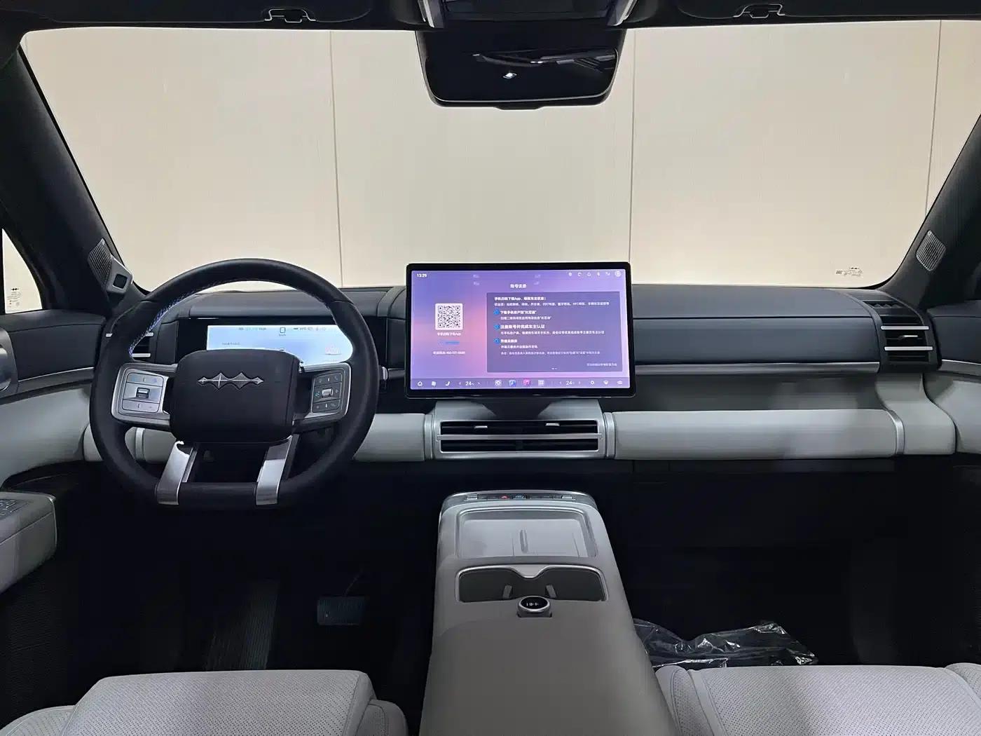 Titanium 7 2025 Model 190KM 4WD Ultra Edition — миниатюра 16