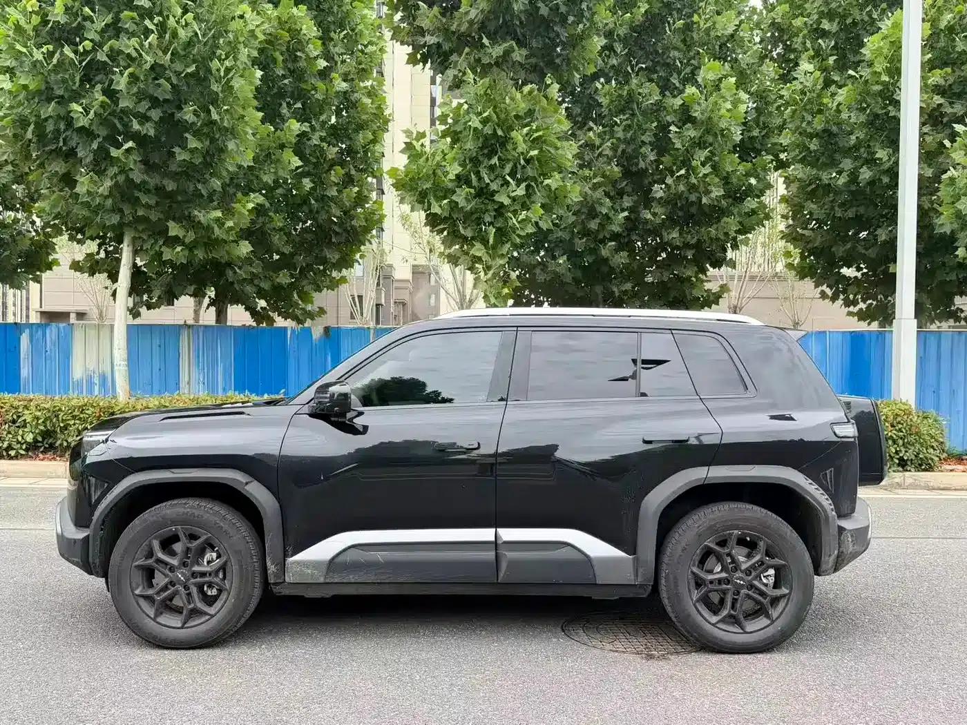 Titanium 3 2025 Model 501KM Rear-Wheel Drive Max Edition — миниатюра 9