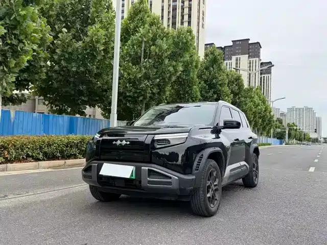 Titanium 3 2025 Model 501KM Rear-Wheel Drive Max Edition