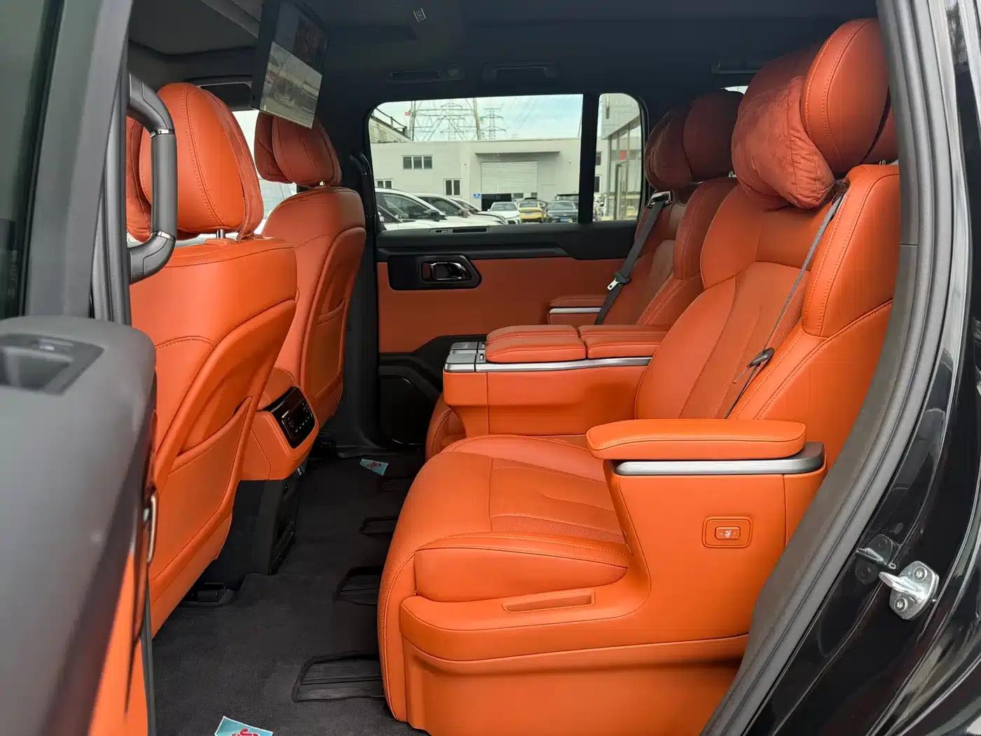 Extreme Stone 01 2024 Premium 6-Seat Long Range Edition — миниатюра 8