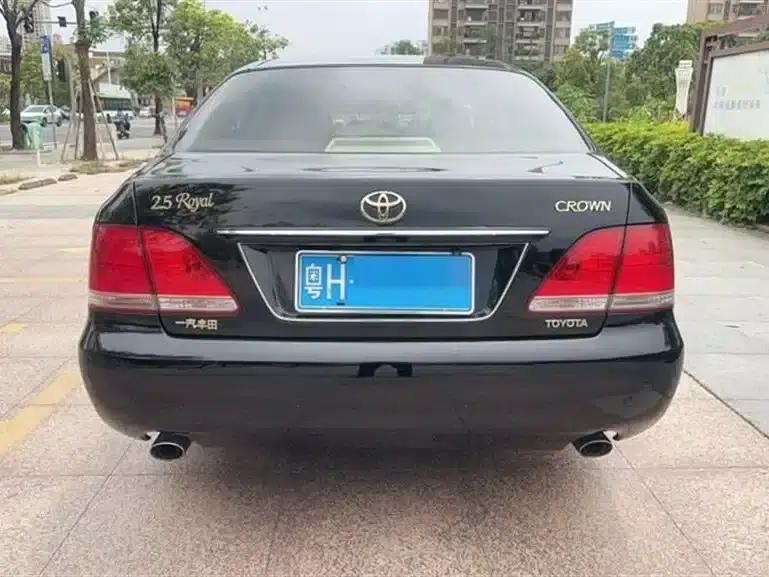 Crown 2008 2.5L 5th Anniversary Edition — миниатюра 5