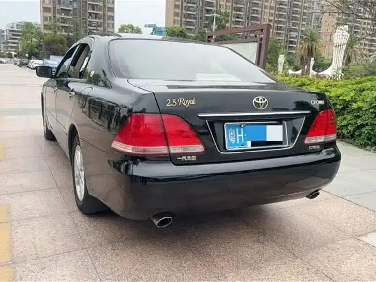 Crown 2008 2.5L 5th Anniversary Edition — миниатюра 6