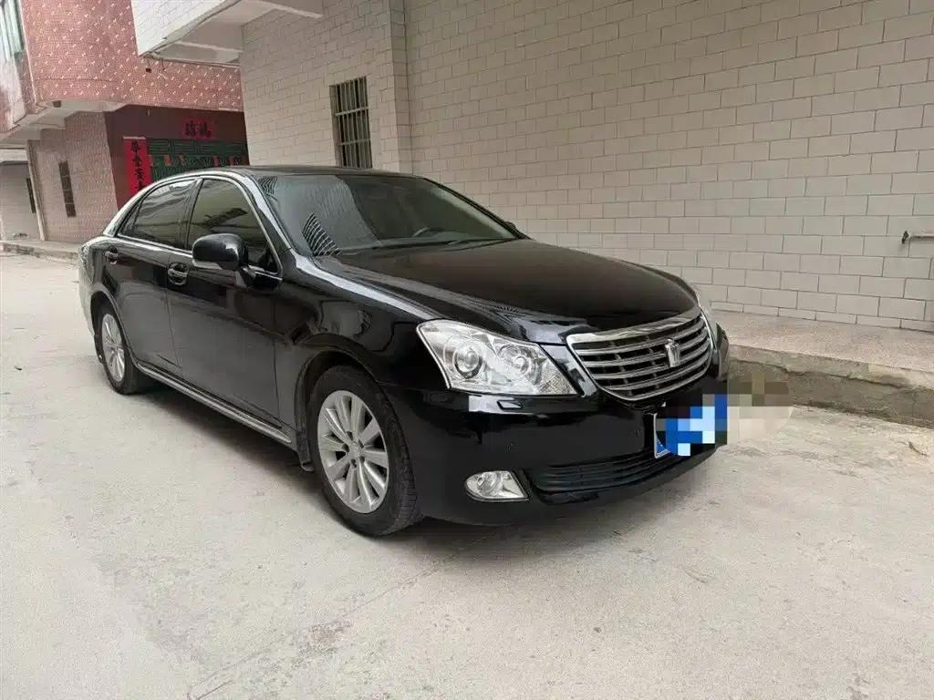 Crown 2010 2.5L Royal — миниатюра 3