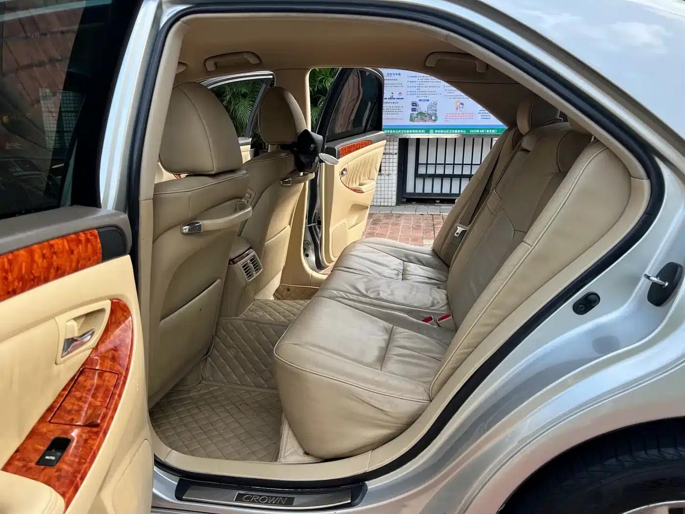 Crown 2006 2.5L Royal Leather Edition — миниатюра 7
