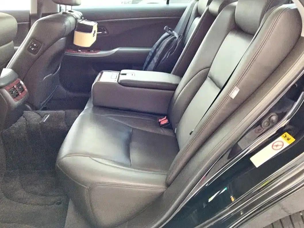 Crown 2012 2.5L Royal Navigation Edition — миниатюра 9