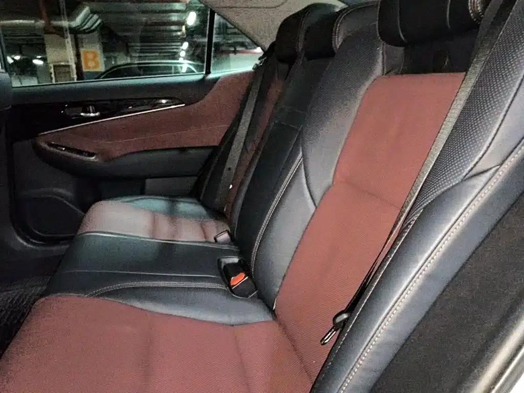 Crown 2018 2.0T Sport Edition — миниатюра 14