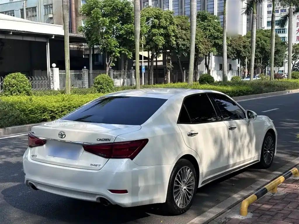 Crown 2018 2.0T Sport Edition — миниатюра 10